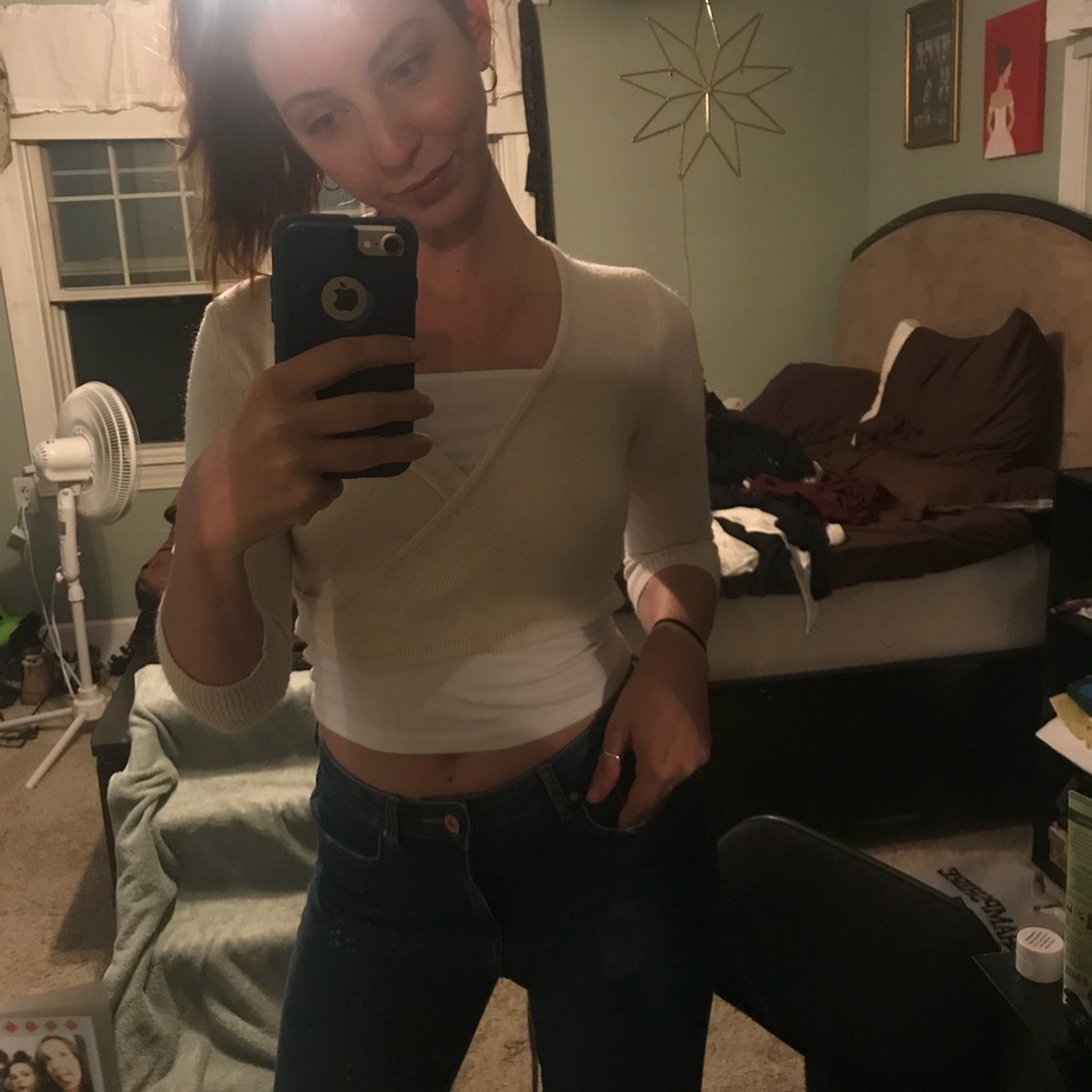 Urban Outfitters Kimchi Blue sweater size small